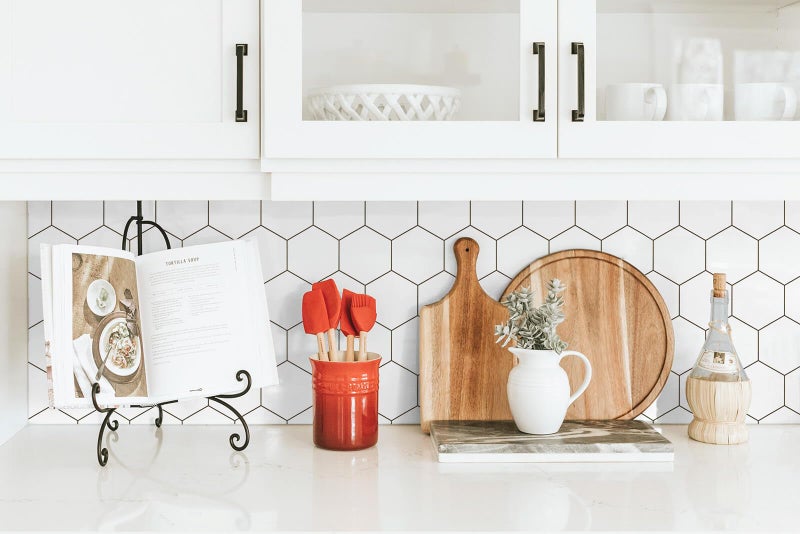 Fiula Kitchen Peel and Stick Wallpaper White Wallpaper Modern Contact Paper for Cabinet Bathroom Backsplash Renter Friendly Self-adhesive Waterproof Removable Vinyl Papel Tapiz Para Cocina 17.3"Ã—78.7" - Image 5